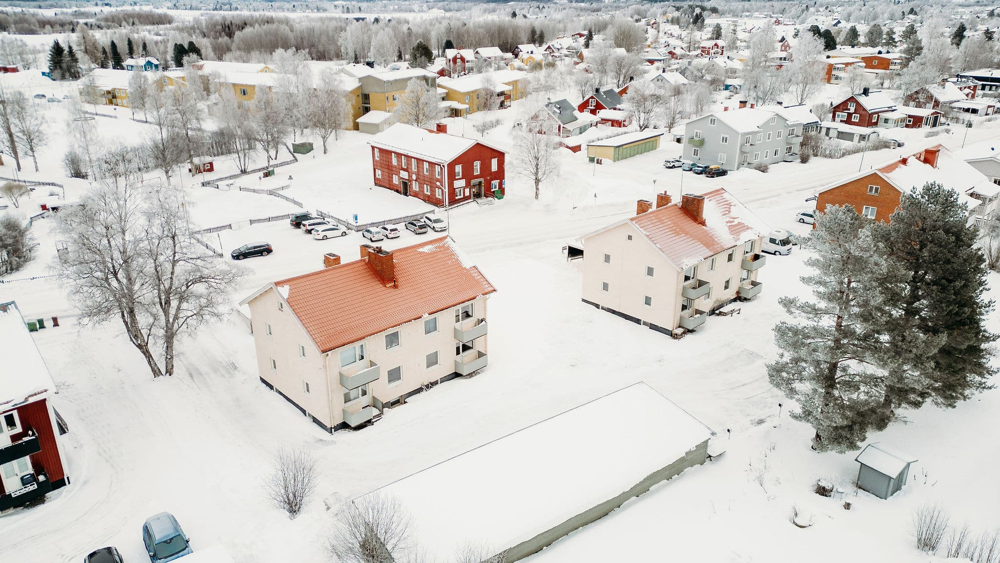 Fjärrvärme framställs av biobränsle och är en förnybar energikälla
